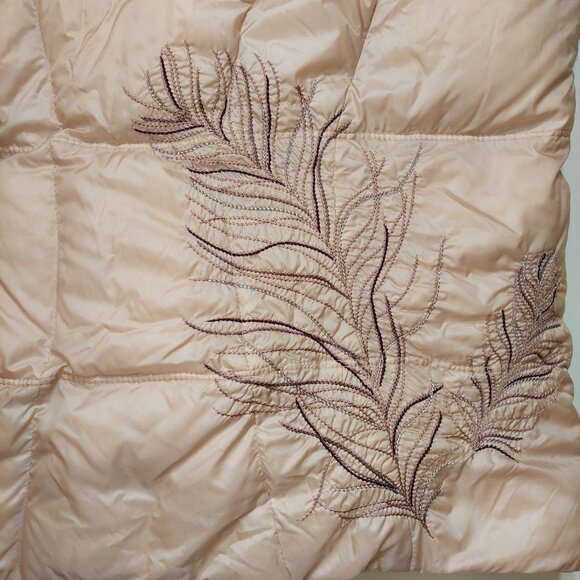 Eddie Bauer Women’s Vintage Goose-Down Hooded Puffer Vest – Size L - Picture 7 of 8